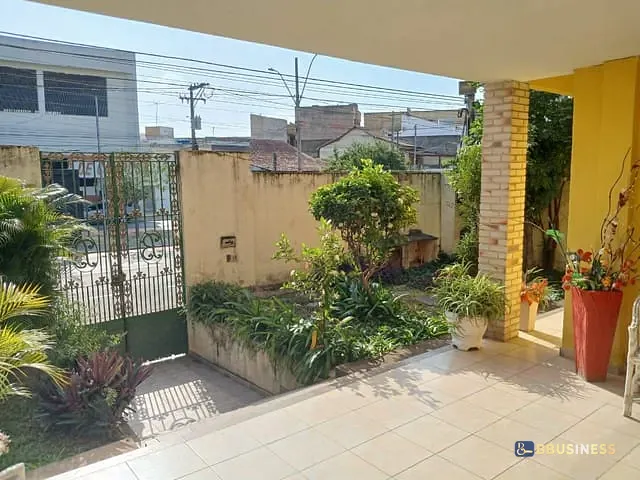 Casa 3 quartos e 4 banheiros, à venda, no bairro Parque Jardim Carioca em Campos dos Goytacazes