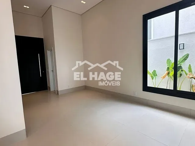 Casa com 250m² 3 quartos e 4 banheiros, à venda, no bairro Loteamento Salvador Costa Marques em Cuiabá