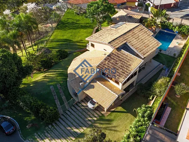 Casa com 1773m² 5 quartos e 6 banheiros, à venda, no bairro Vista Alegre em Vinhedo