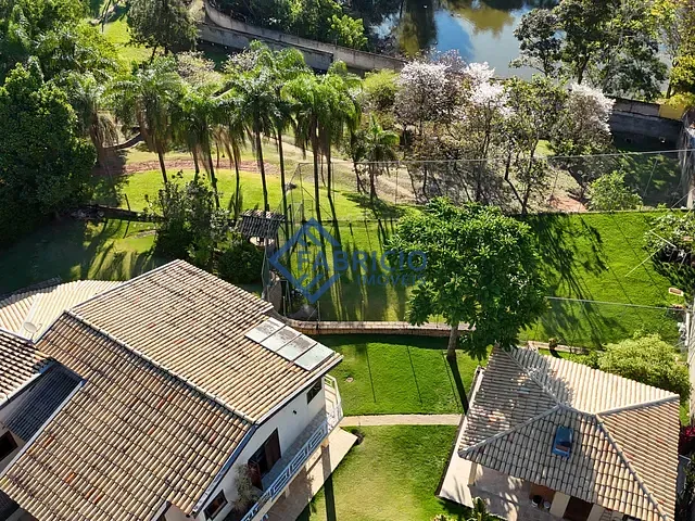 Casa com 1773m² 5 quartos e 6 banheiros, à venda, no bairro Vista Alegre em Vinhedo