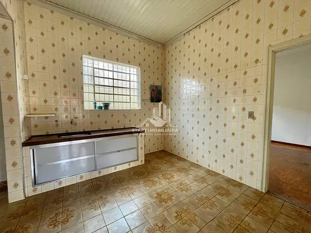 Casa 3 quartos e 1 banheiro, à venda, no bairro Centro em Pederneiras