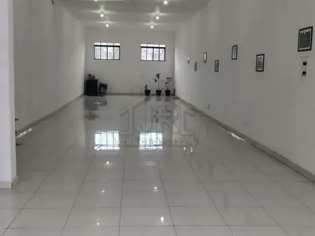 Casa com 280m² 2 quartos e 1 banheiro, à venda, no bairro Jardim Utinga em Santo André