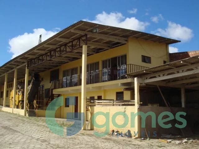 Prédio com 1500m² 1 quarto e 6 banheiros, para alugar, no bairro Portão em Curitiba