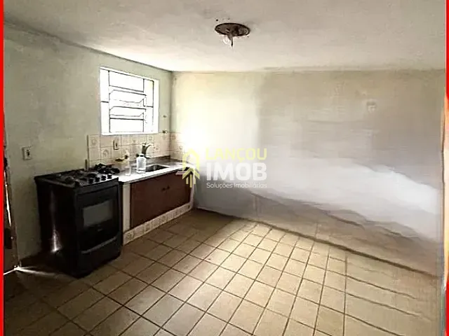 Casa com 250m² 3 quartos e 2 banheiros, à venda, no bairro Jardim do Lago em Jundiaí