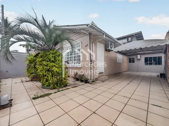 Casa 2 quartos e 1 banheiro, para alugar, no bairro São Judas em Itajaí
