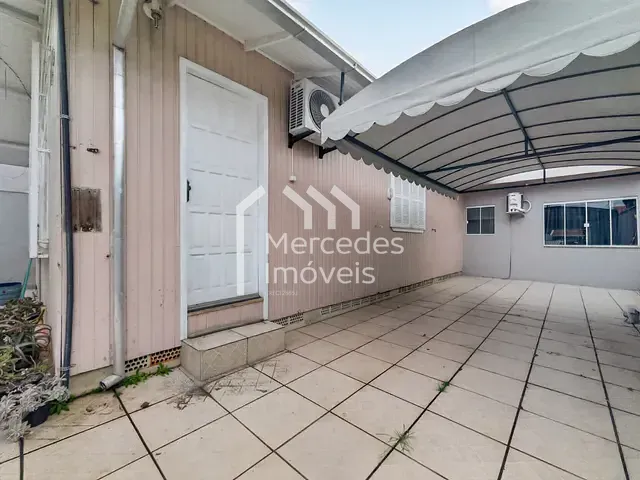 Casa 2 quartos e 1 banheiro, para alugar, no bairro São Judas em Itajaí
