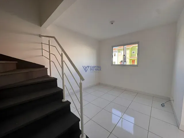 Casa com 100m² 3 quartos e 1 banheiro, à venda ou para alugar, no bairro Jardim Paulista em São José dos Campos