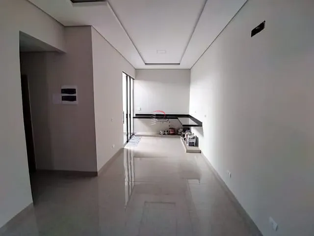 Casa com 125m² 3 quartos e 2 banheiros, à venda, no bairro Monte Belo em Londrina