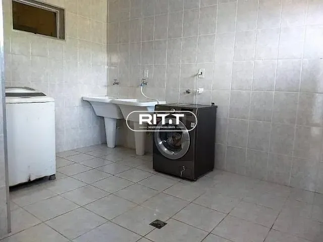 Casa com 360m² 5 quartos e 4 banheiros, à venda, no bairro Jardim Guarani em Campinas