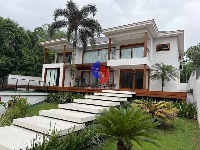 Casa com 1000m² 6 quartos e 7 banheiros, à venda, no bairro Caneca Fina em Guapimirim