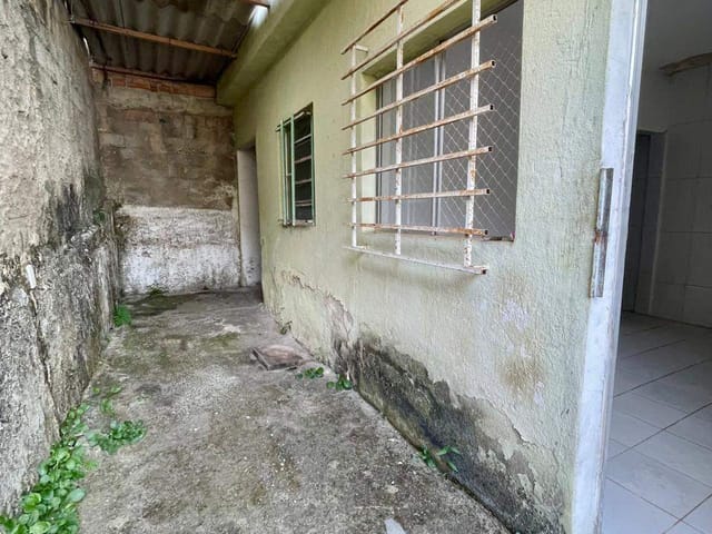 Casa 2 quartos e 1 banheiro, à venda, no bairro Casa Branca em Belo Horizonte