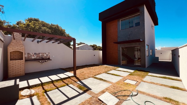 Casa com 150m² 3 quartos e 3 banheiros, à venda, no bairro Guriri em Cabo Frio