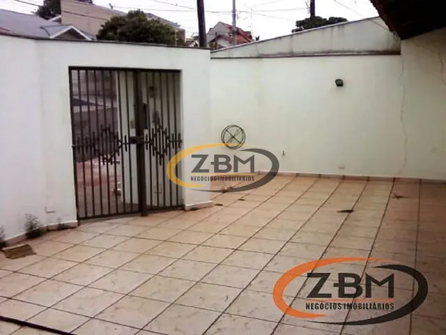 Sobrado com 250m² 4 quartos e 3 banheiros, para alugar, no bairro Universitário em Londrina