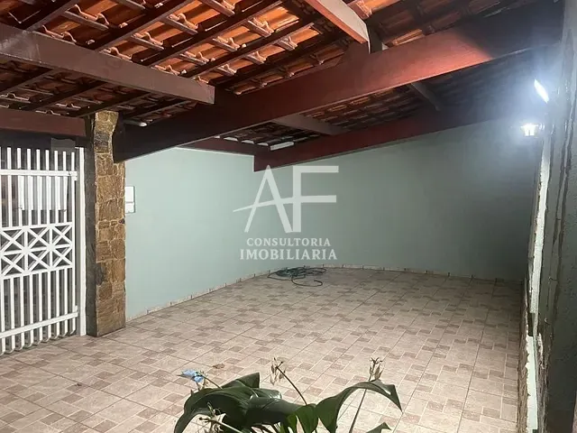 Casa com 250m² 4 quartos e 4 banheiros, à venda, no bairro Vila Bela em Taubaté