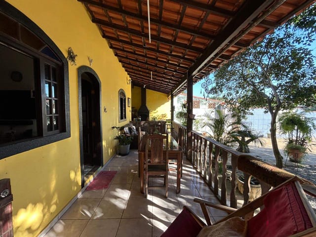 Casa com 480m² 5 quartos e 2 banheiros, à venda, no bairro Praia de Itaipuaçu (Itaipuaçu) em Maricá