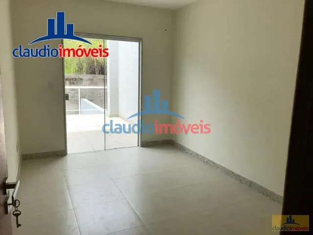 Casa 3 quartos e 2 banheiros, à venda, no bairro Jardim Amália em Volta Redonda