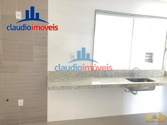 Casa 3 quartos e 2 banheiros, à venda, no bairro Jardim Amália em Volta Redonda