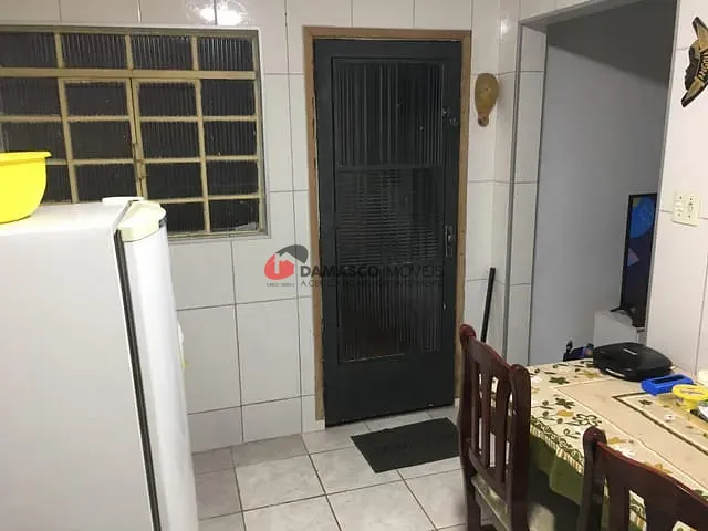 Casa com 127m² 2 quartos e 1 banheiro, à venda, no bairro Olímpico em São Caetano do Sul