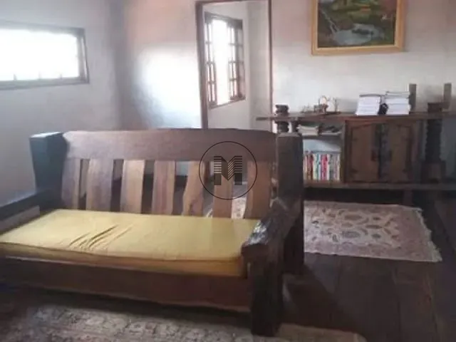 Casa com 170m² 4 quartos e 1 banheiro, à venda, no bairro Vila Municipal I em Guaratinguetá