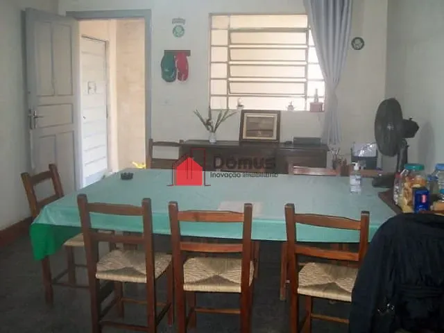 Casa com 300m², à venda, no bairro Centro em Pindamonhangaba
