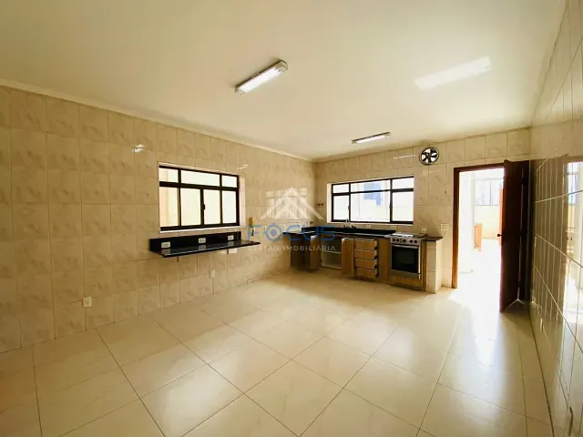 Casa com 182m² 3 quartos e 3 banheiros, à venda, no bairro Bela Vista em Jundiaí