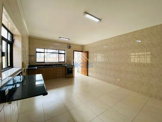 Casa com 182m² 3 quartos e 3 banheiros, à venda, no bairro Bela Vista em Jundiaí