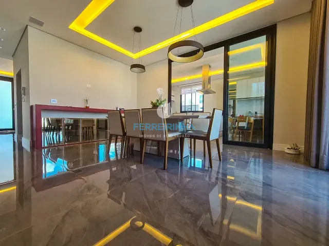 Casa com 760m² 4 quartos e 7 banheiros, à venda, no bairro Condomínio Reserva do Paratehy em São José dos Campos