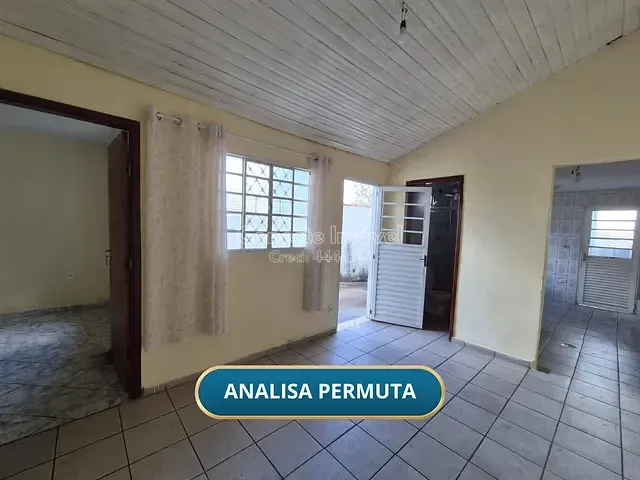 Casa 1 quarto e 1 banheiro, à venda, no bairro Bairro Florianópolis em Jaguariúna