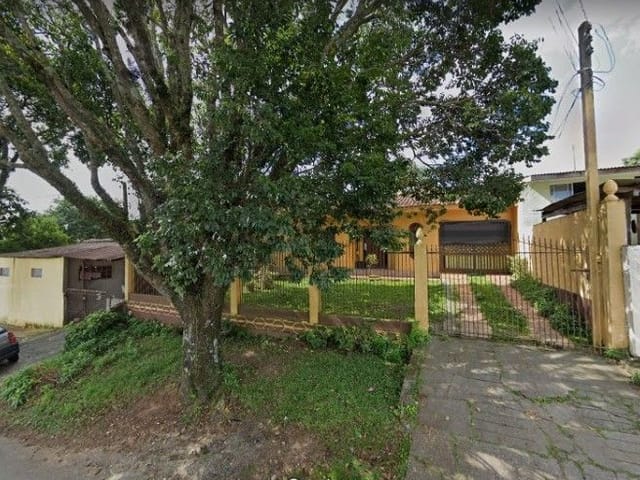 Casa com 390m² 3 quartos e 1 banheiro, à venda, no bairro Uberaba em Curitiba
