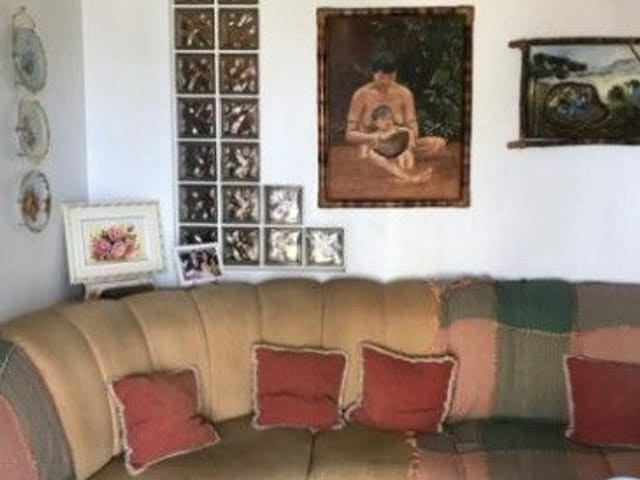 Casa com 390m² 3 quartos e 1 banheiro, à venda, no bairro Uberaba em Curitiba