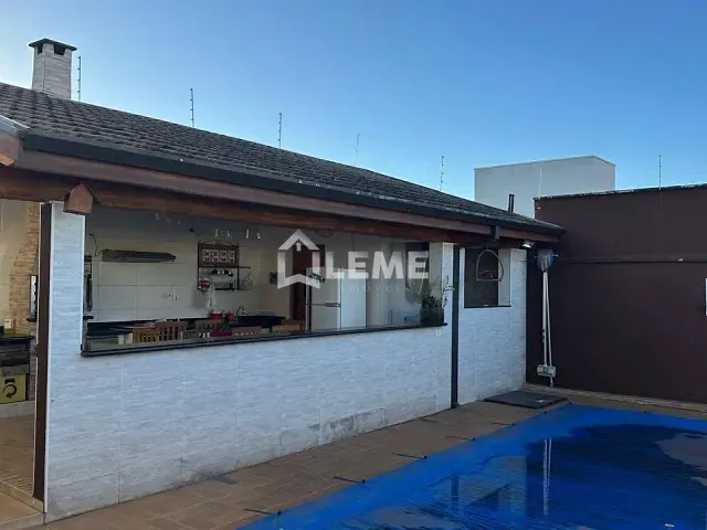 Casa 3 quartos e 2 banheiros, à venda, no bairro Jardim São José em Mococa
