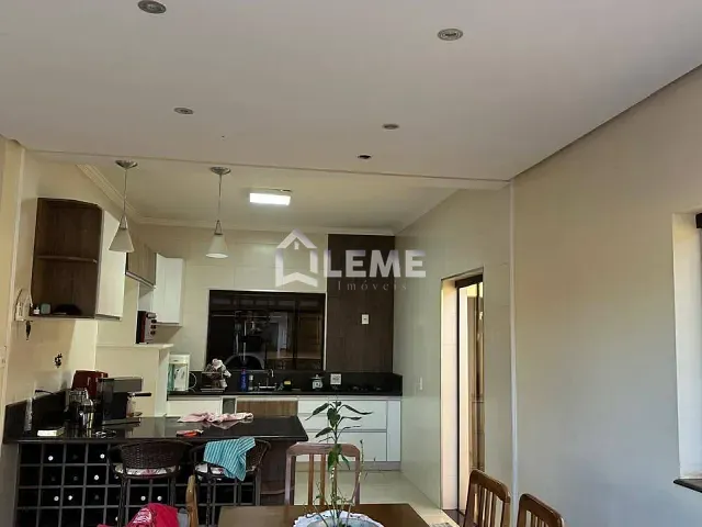 Casa 3 quartos e 2 banheiros, à venda, no bairro Jardim São José em Mococa