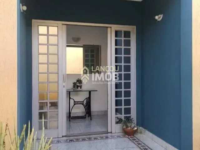 Casa com 729m² 6 quartos e 8 banheiros, à venda, no bairro Vila Imape em Campo Limpo Paulista