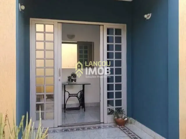 Casa com 729m² 6 quartos e 8 banheiros, à venda, no bairro Vila Imape em Campo Limpo Paulista