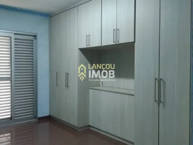 Casa com 729m² 6 quartos e 8 banheiros, à venda, no bairro Vila Imape em Campo Limpo Paulista