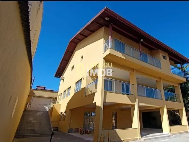 Casa com 729m² 6 quartos e 8 banheiros, à venda, no bairro Vila Imape em Campo Limpo Paulista