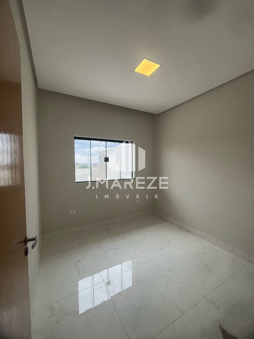 Casa à venda com 2 quartos, 68m² - Foto 12