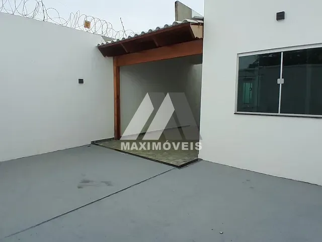 Casa com 180m² 2 quartos e 2 banheiros, à venda, no bairro São Mateus em Araçuaí