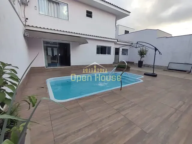 Casa 5 quartos e 2 banheiros, à venda, no bairro Jardim Amália em Volta Redonda
