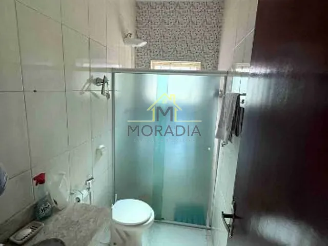 Casa com 250m² 2 quartos e 1 banheiro, à venda, no bairro Vila Toninho Zeitune em Guaxupé