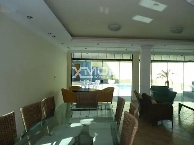 Casa com 300m² 3 quartos e 2 banheiros, à venda, no bairro Jardim Tereza Cristina em Jundiaí