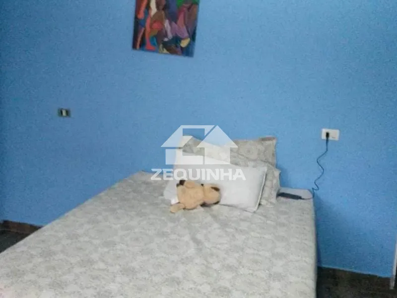 Casa, 3 quartos, 237 m² - Foto 13