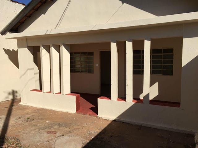 Foto do Casa - Selecione residencial para locação, Parque das Américas, Uberaba. | ZUCATO IMOBILIARIA LTDA