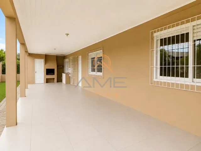 Casa com 450m² 3 quartos e 2 banheiros, à venda, no bairro Cassino em Rio Grande