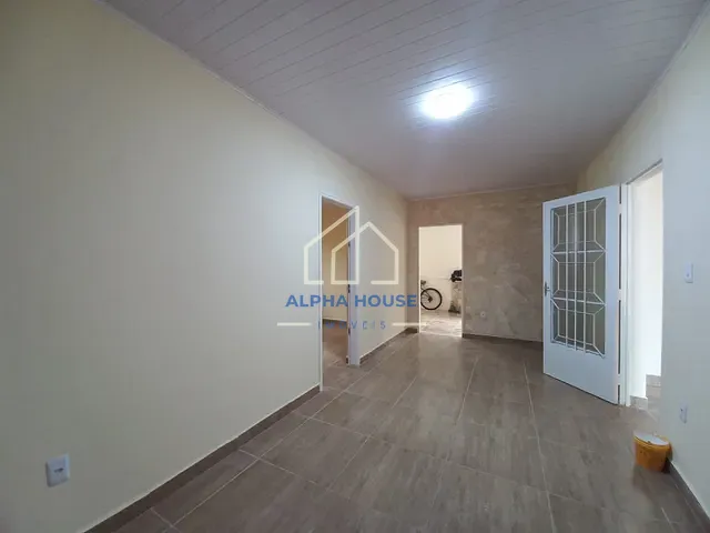 Casa com 250m² 3 quartos e 2 banheiros, à venda, no bairro Residencial Mombaça I em Pindamonhangaba