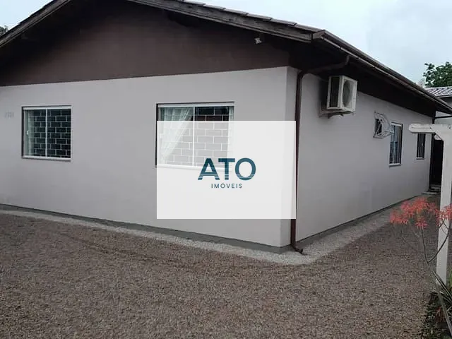 Casa 3 quartos e 1 banheiro, à venda, no bairro areias em Tijucas
