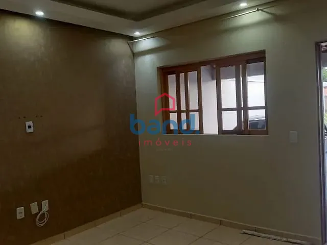 Casa com 207m² 4 quartos e 2 banheiros, à venda, no bairro Residencial Humberto Martelli em Porto Feliz