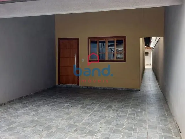 Casa com 207m² 4 quartos e 2 banheiros, à venda, no bairro Residencial Humberto Martelli em Porto Feliz