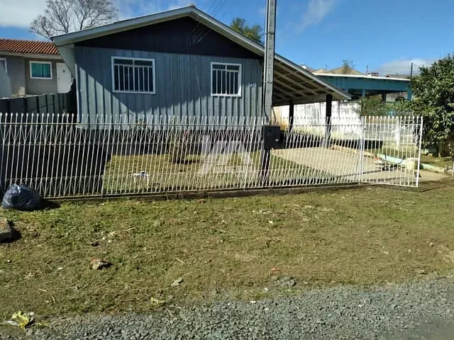Casa com 180m² 3 quartos e 1 banheiro, à venda, no bairro Contorno em Ponta Grossa