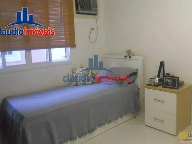 Casa 4 quartos e 3 banheiros, à venda, no bairro Vargem Pequena em Rio de Janeiro